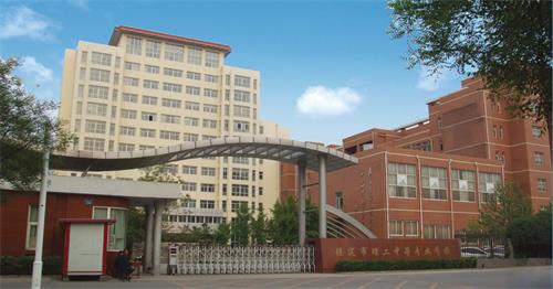保定市第四職業中學校如何安排學生實訓和就業？