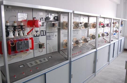 保定市第四職業中學有電氣技術應用專業？