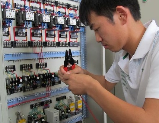 唐山哪里可以學電工？