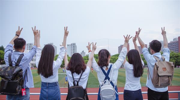 德州乘務學校為你解析空乘專業前景！