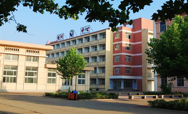 山東龍口礦業集團高級技工學校有哪些專業？有電子方面專業嗎？
