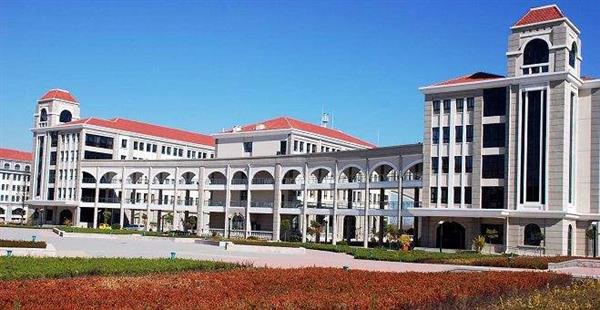 山東省青島港灣職業技術學院是一所什么樣的學校？