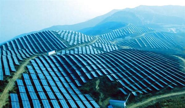 太陽能光伏發電都有哪些優缺點？保定新能源技工學校為你講解！