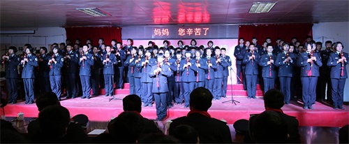 傳遞正能量！山東東營(yíng)金盾司法學(xué)校隆重舉行期末表彰大會(huì)暨家長(zhǎng)會(huì)